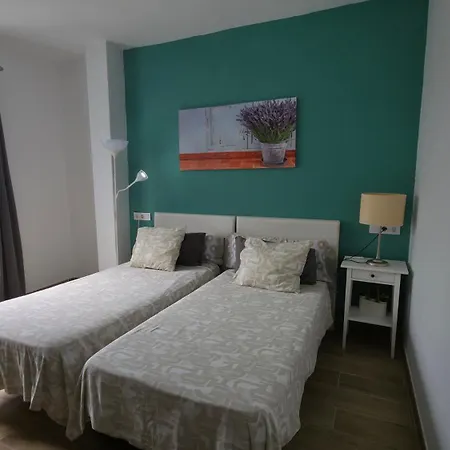 Apartamento With Terrace